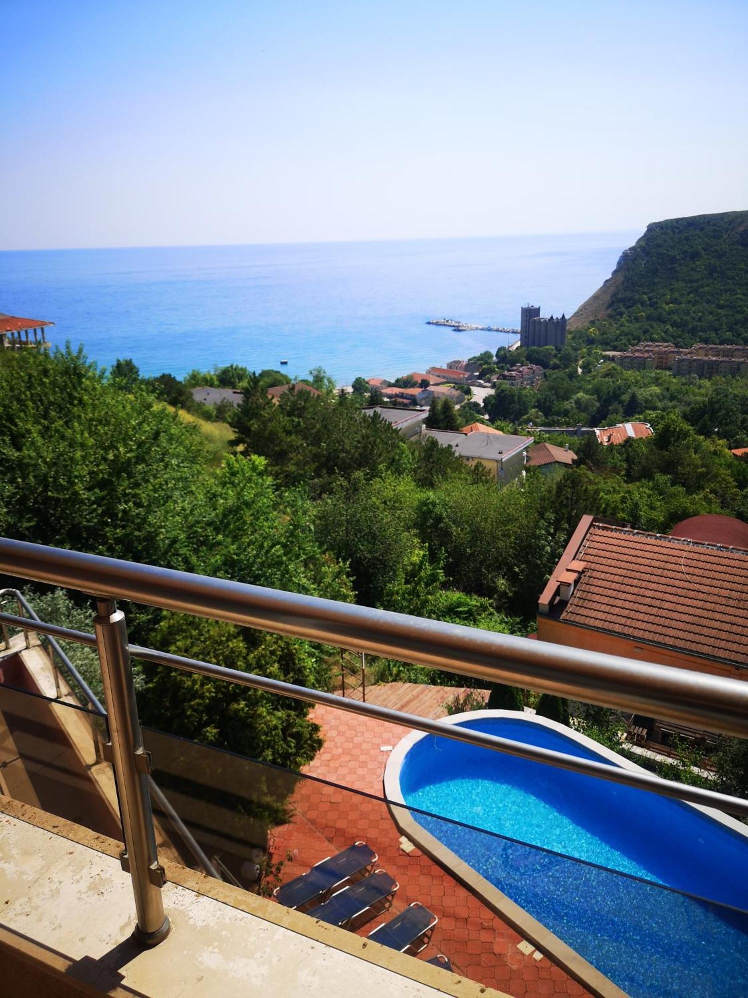 Complex Karia III Apartman Kavarna Kültér fotó