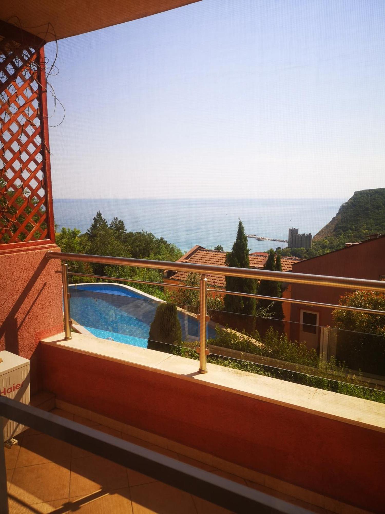 Complex Karia III Apartman Kavarna Kültér fotó