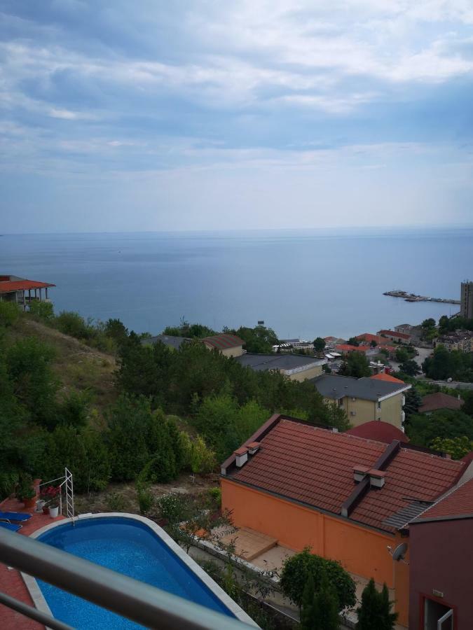 Complex Karia III Apartman Kavarna Kültér fotó